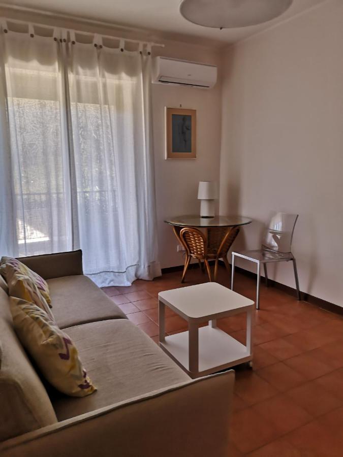 La Lampara Apartment Aci Castello Esterno foto