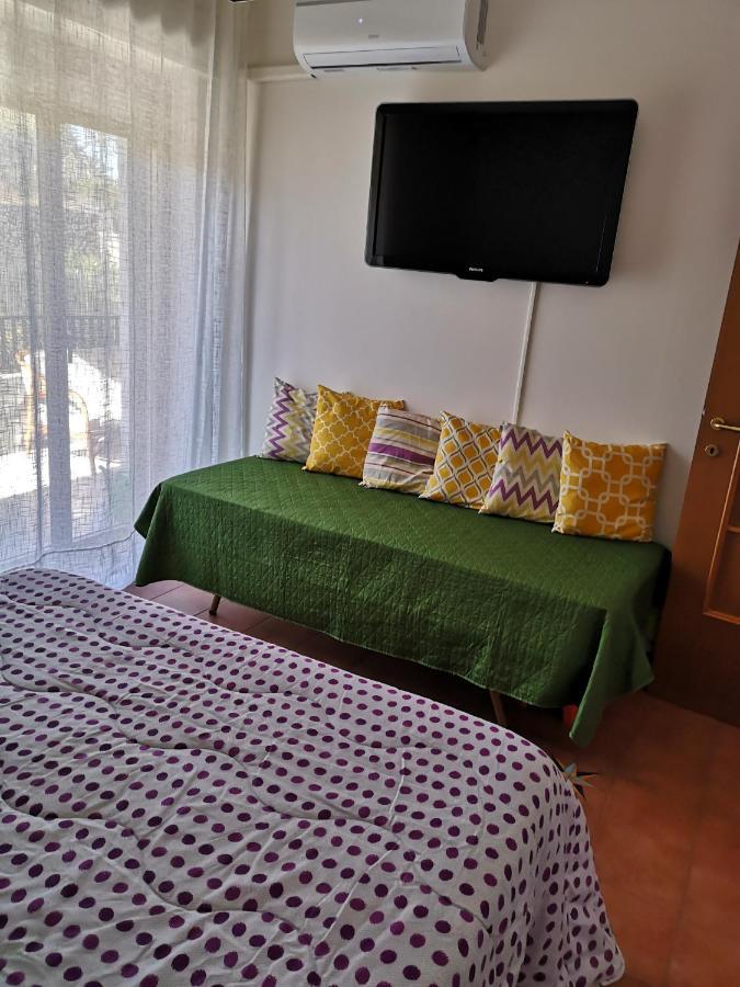 La Lampara Apartment Aci Castello Esterno foto