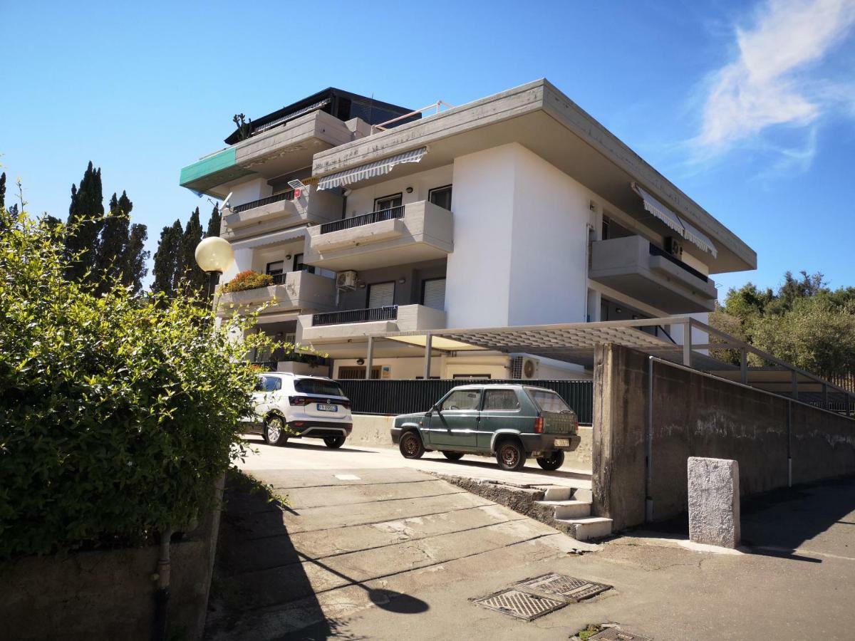 La Lampara Apartment Aci Castello Esterno foto